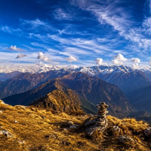 Chandrashila Summit panoramic view of Himalayan peaks Chopta Tungnath trek