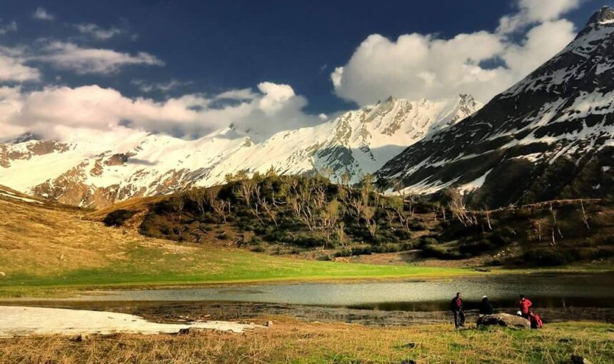 Govind Pashu Vihar National Park & Sanctuary: Treks, Wildlife & Travel Guide